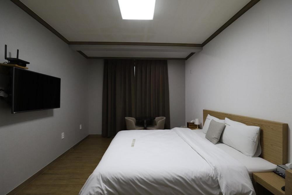 Daecheon Island Hotel Порён Экстерьер фото